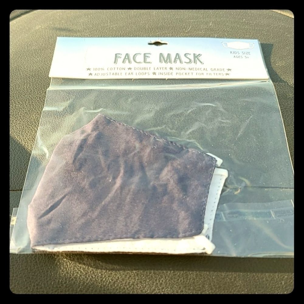 3/10$ Kids face mask